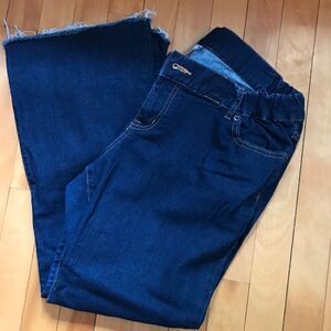 2/$19 Liz Lange Maternity Jeans size 10
